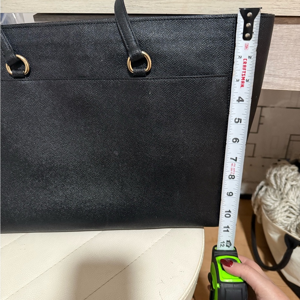 Coach City Zip Tote in Crossgrain Leather with Turn Lock Front Detail - Picture 15 of 16